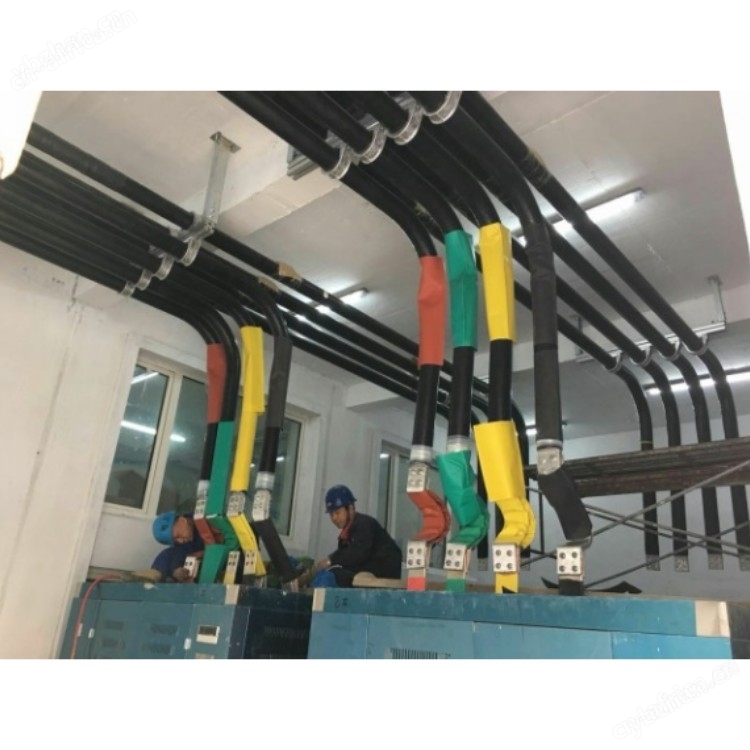 固体绝缘管型母线槽